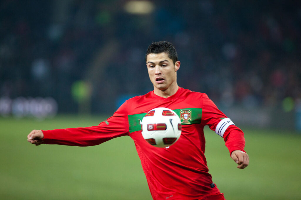 Cristiano Ronaldo facts - 10 things you didn't know!